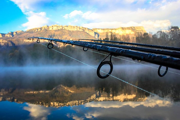 Carp-Watercraft-karpervissen-alpen-1