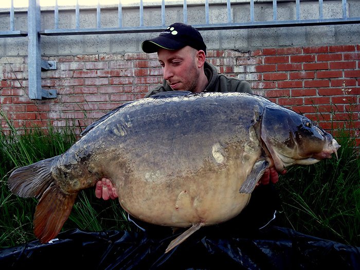 Hoppa, een schitterende spiegelbak maakt mijn voorjaar eigenlijk al geslaagd.
