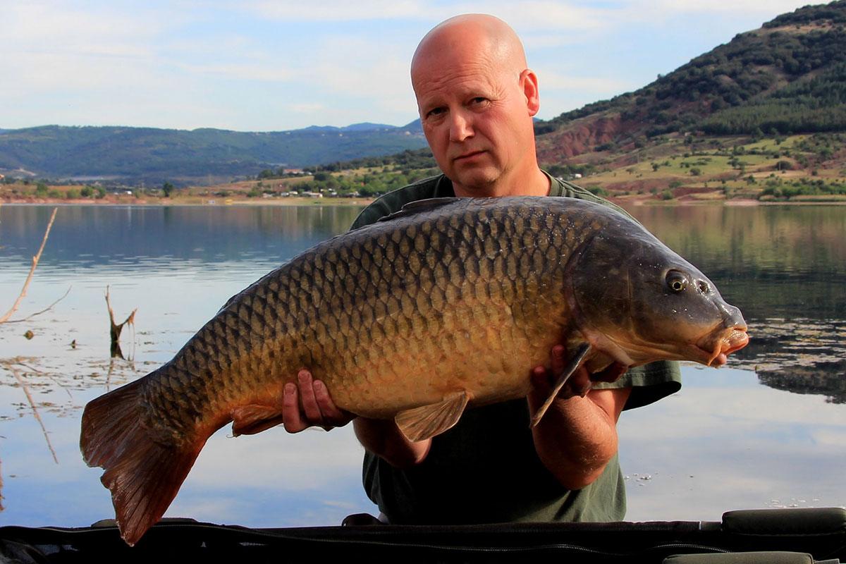 Voor dit soort karakteristieke karpers kom ik naar Salagou!