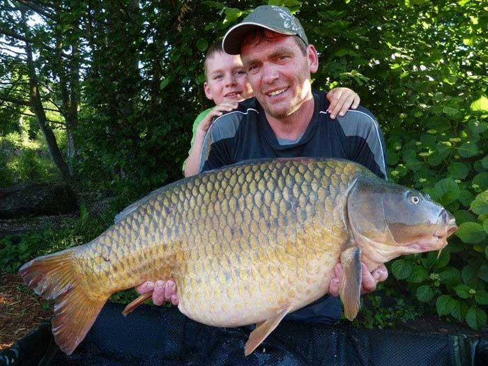 Etang-de-Brigeuil-Fisherman-Holidays