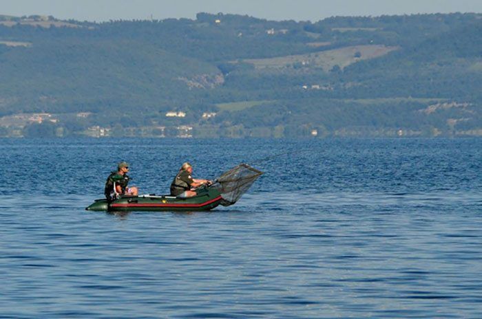 Een drill op groot water is een stuk veiliger met 2 man (of man + vrouw in dit geval)!