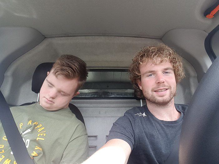 Vermoeiend, zo'n middagje vissen ;-)