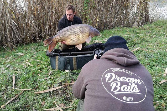 dictator-dream-baits-2