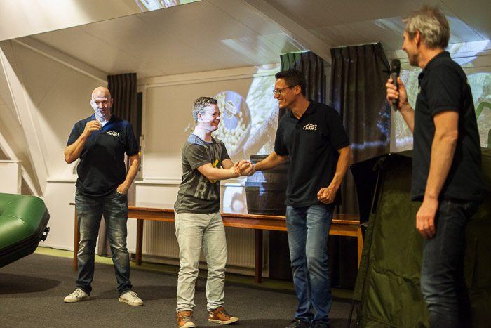 Welgemeende felicitaties van Pilaar, die toch wel een beetje jaloers was op alle aandacht die Sjors kreeg ;-)