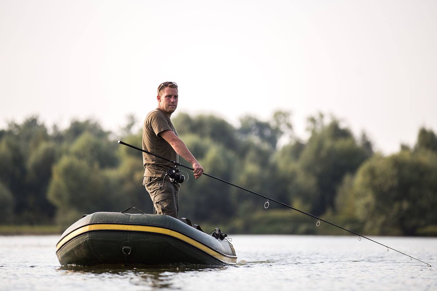 Onze Belgische blogger Mark Hoedemakers lucht zijn hart over de 'karpervissers' die hun stek vol met troep achterlaten...
