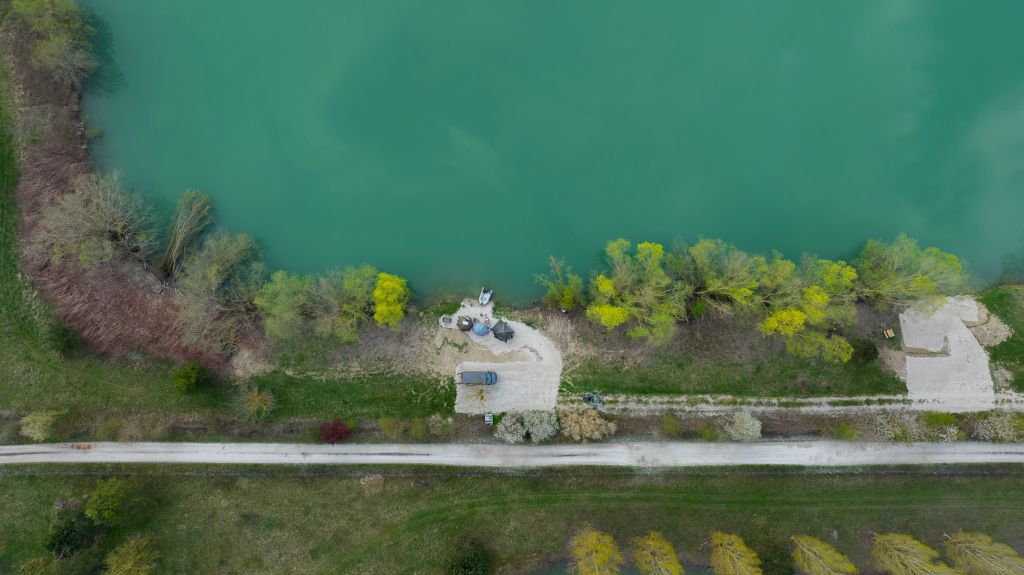 Domaine de Rumilly - Le Planète - The Carp Specialist